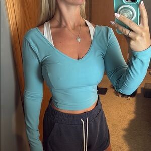 Lululemon Long Sleeve Crop Top